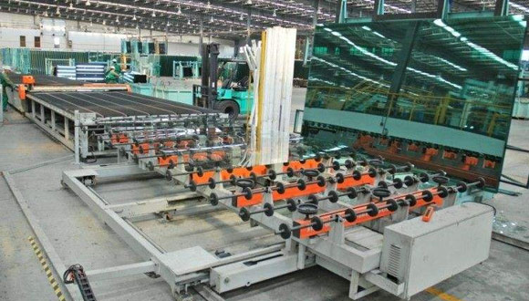 東莞手機鋼化膜玻璃開料機香蕉视频在线看网站專業維修